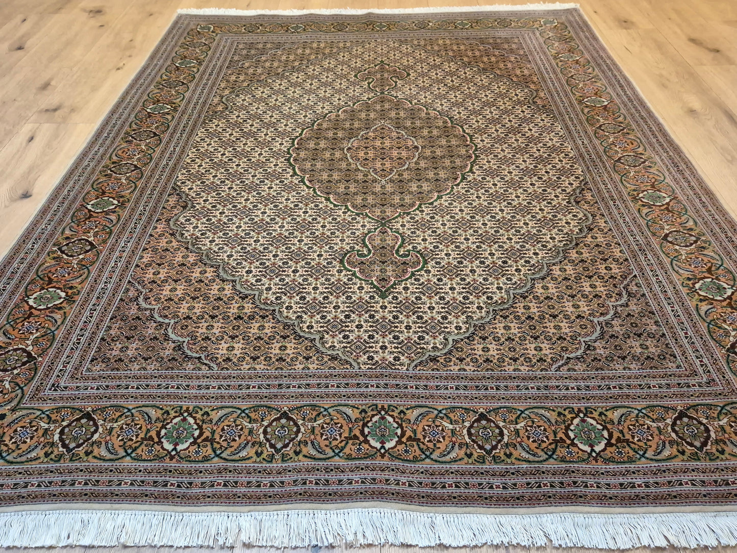 Täbriz Teppich Korkwolle mit Seide feine Knüpfung