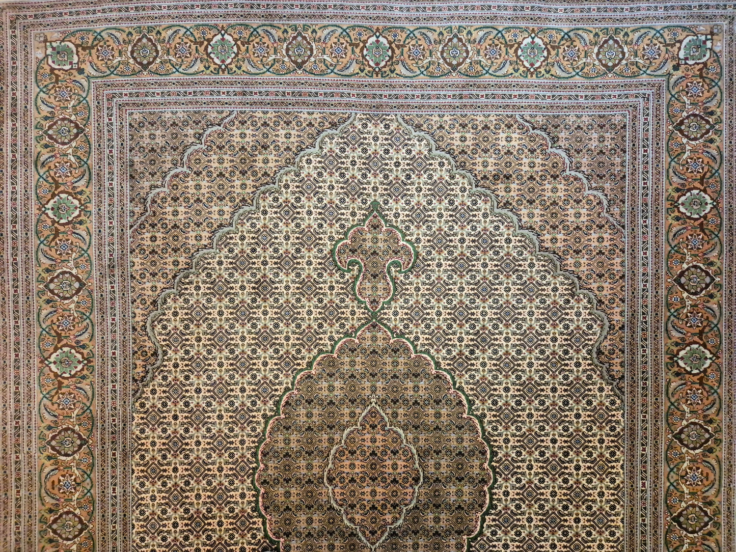 Täbriz Teppich Korkwolle mit Seide feine Knüpfung