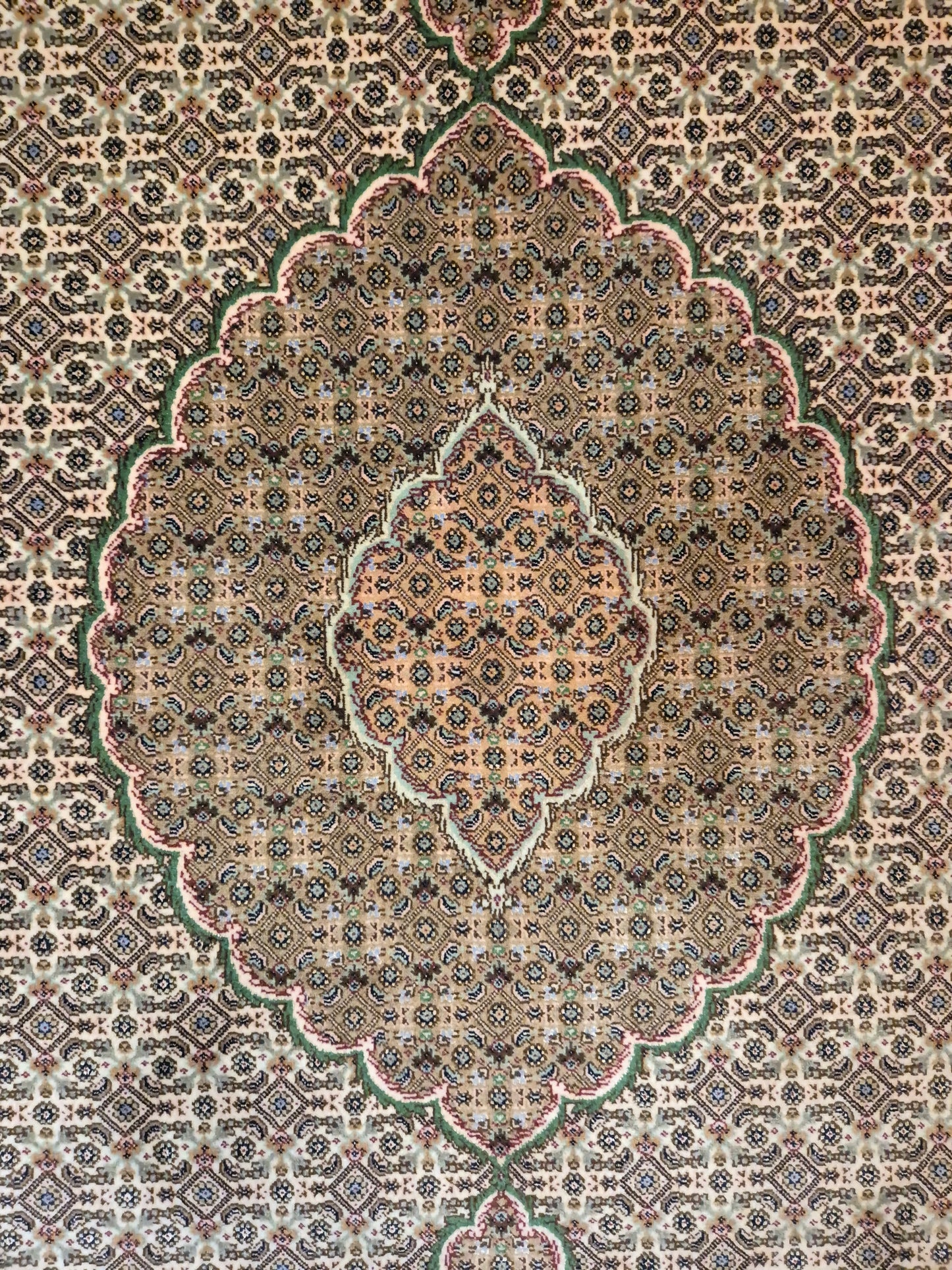 Täbriz Teppich Korkwolle mit Seide feine Knüpfung