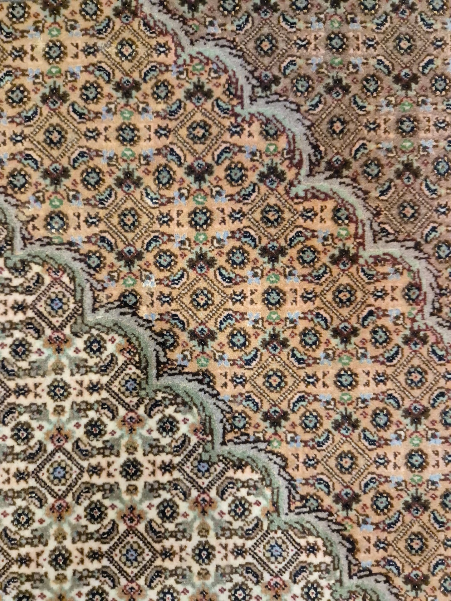 Täbriz Teppich Korkwolle mit Seide feine Knüpfung