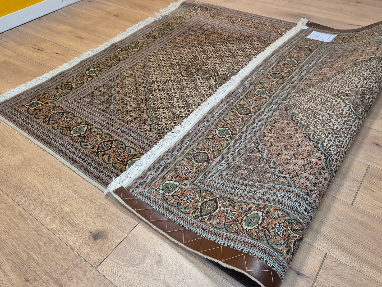 Täbriz Teppich Korkwolle mit Seide feine Knüpfung