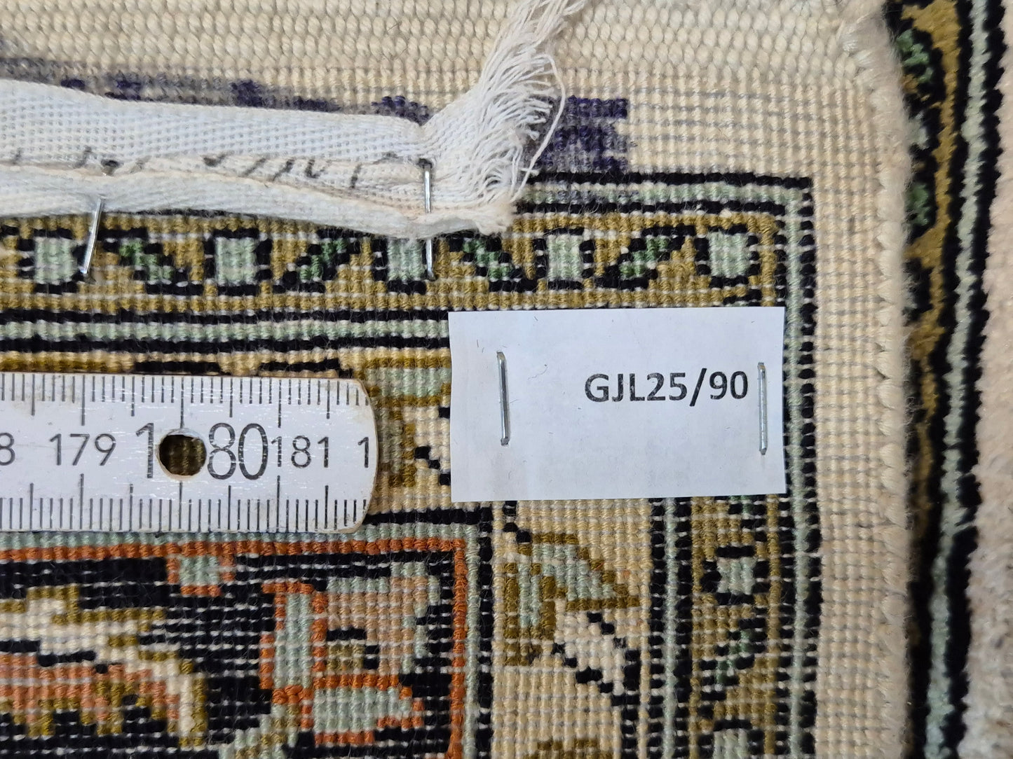 Kashmir Teppich Reine Seide Medaillon florales Design