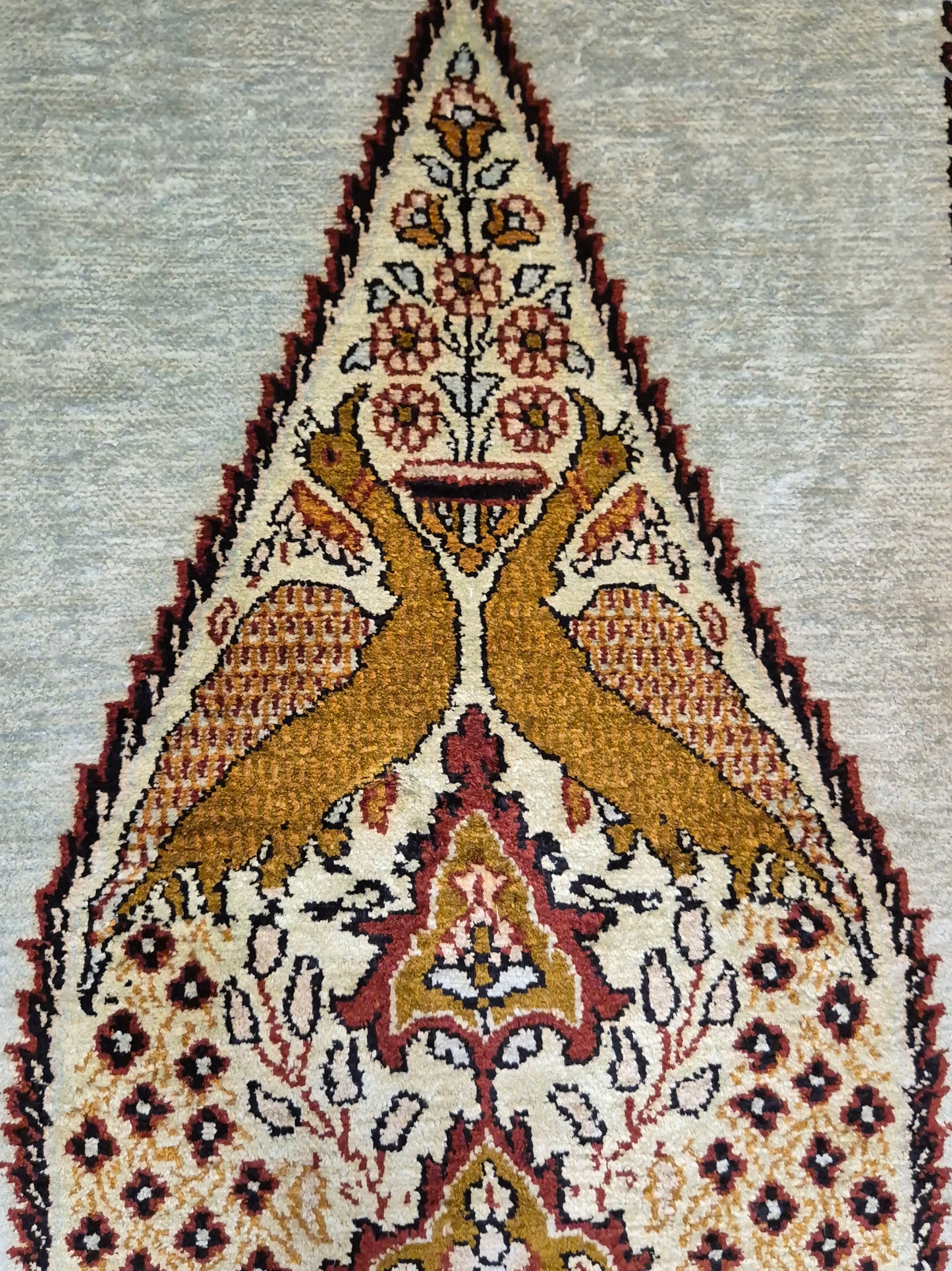 Seidenteppich Kashmir Lebensbaum feine Knüpfung edles Design