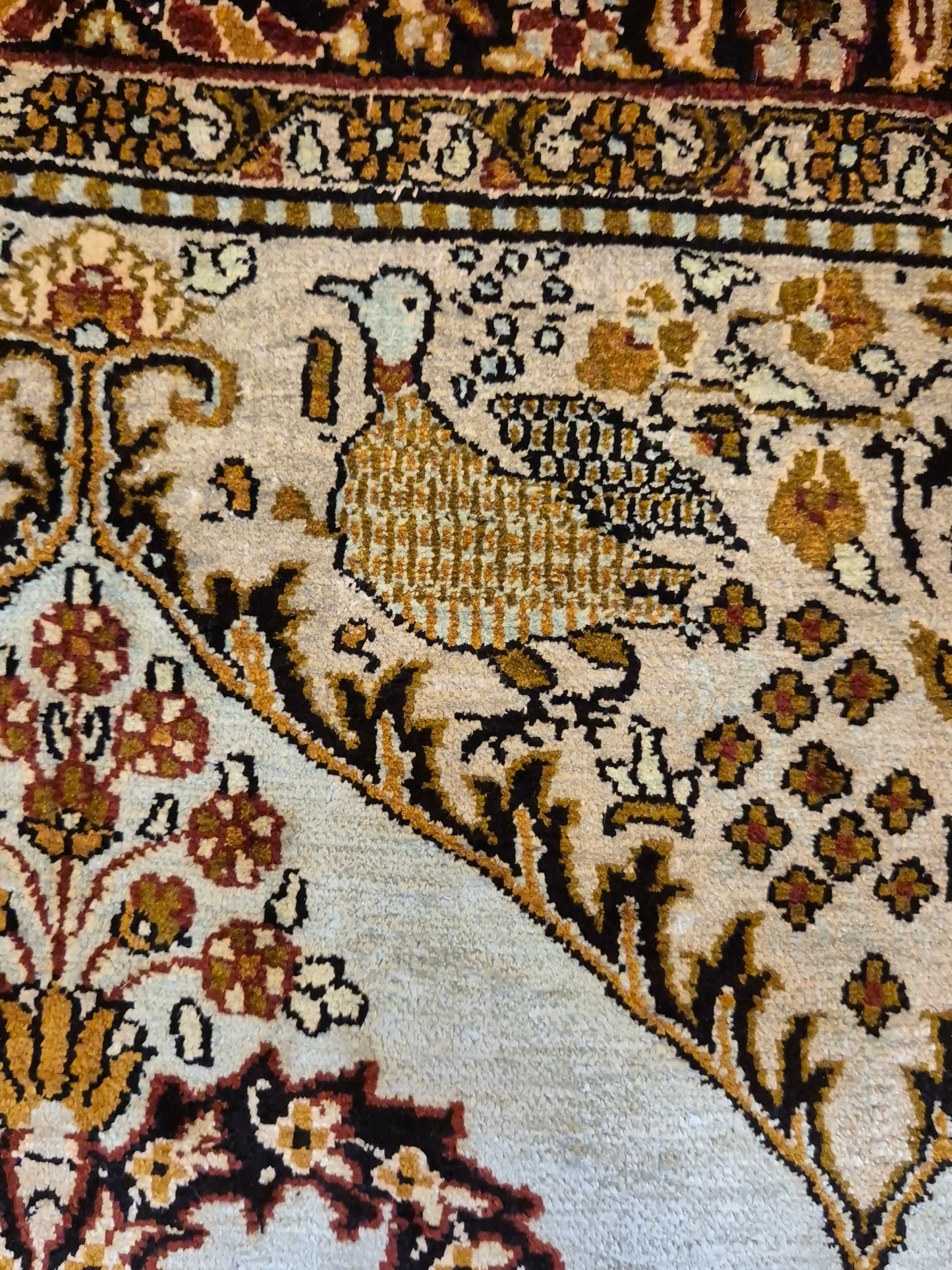 Seidenteppich Kashmir Lebensbaum feine Knüpfung edles Design