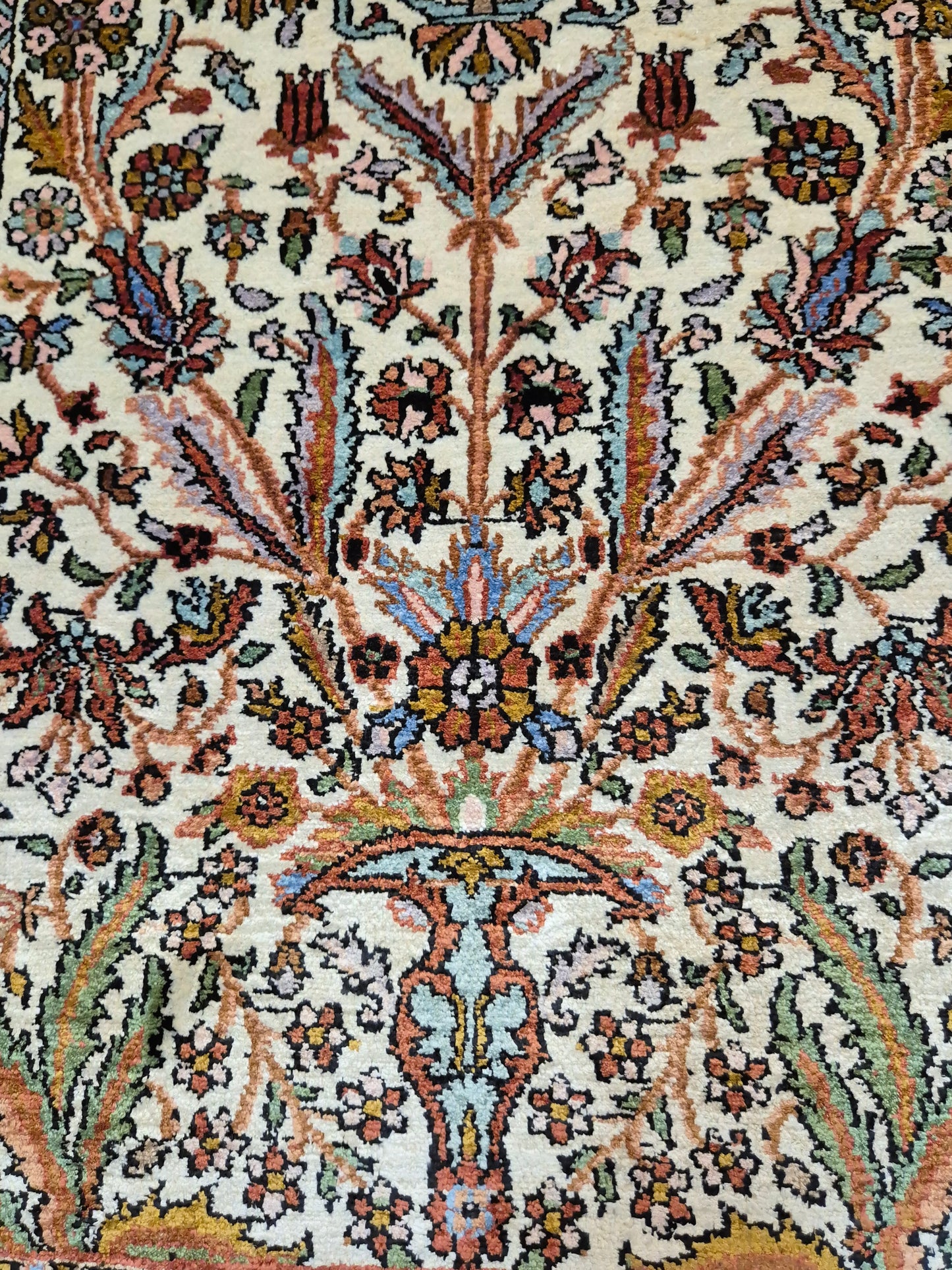 Kashmir Seidenteppich Naturseide Arkadenmuster feine Knüpfung