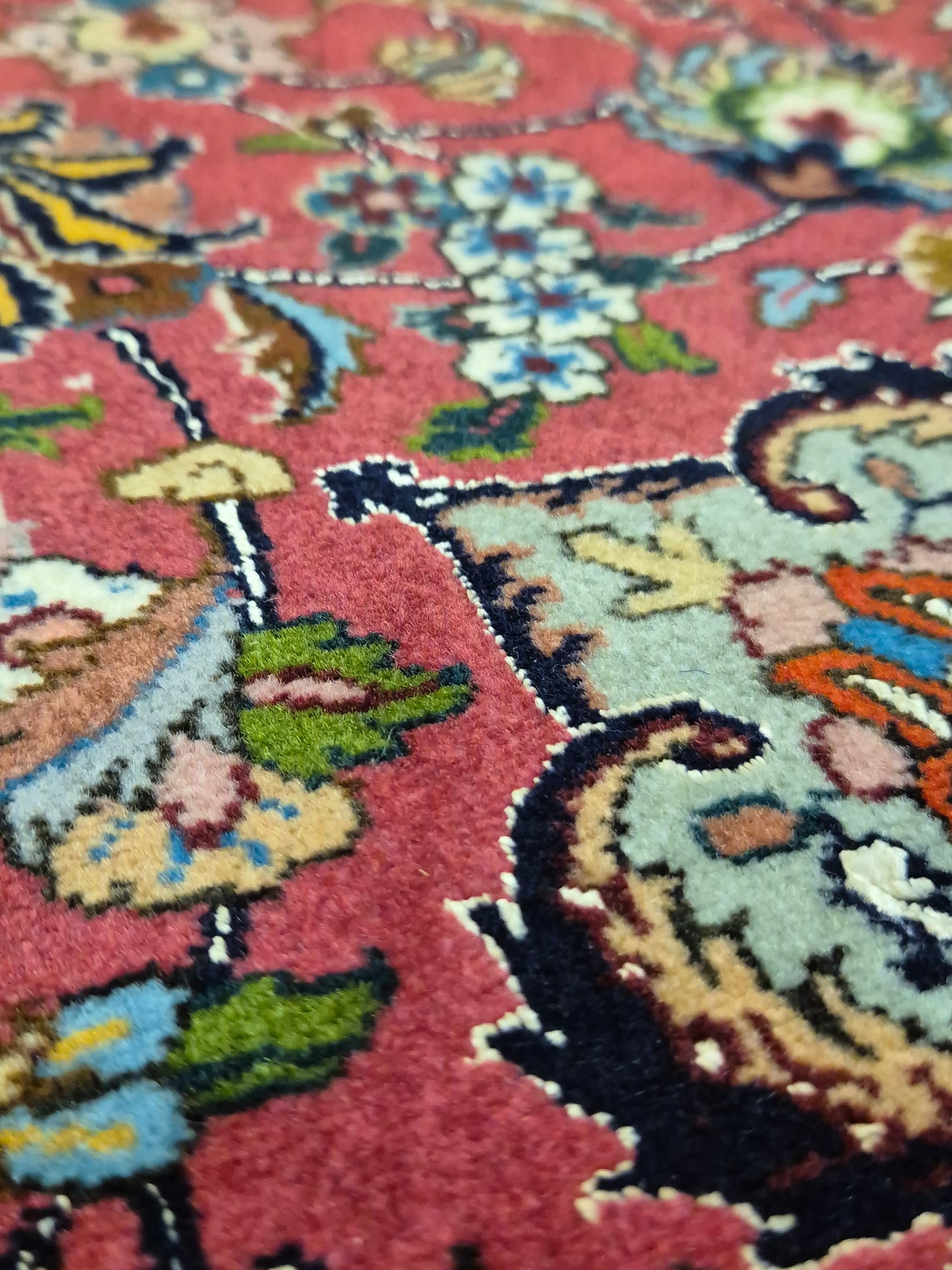 Täbriz Teppich Korkwolle mit Seide Medaillon feine Knüpfung