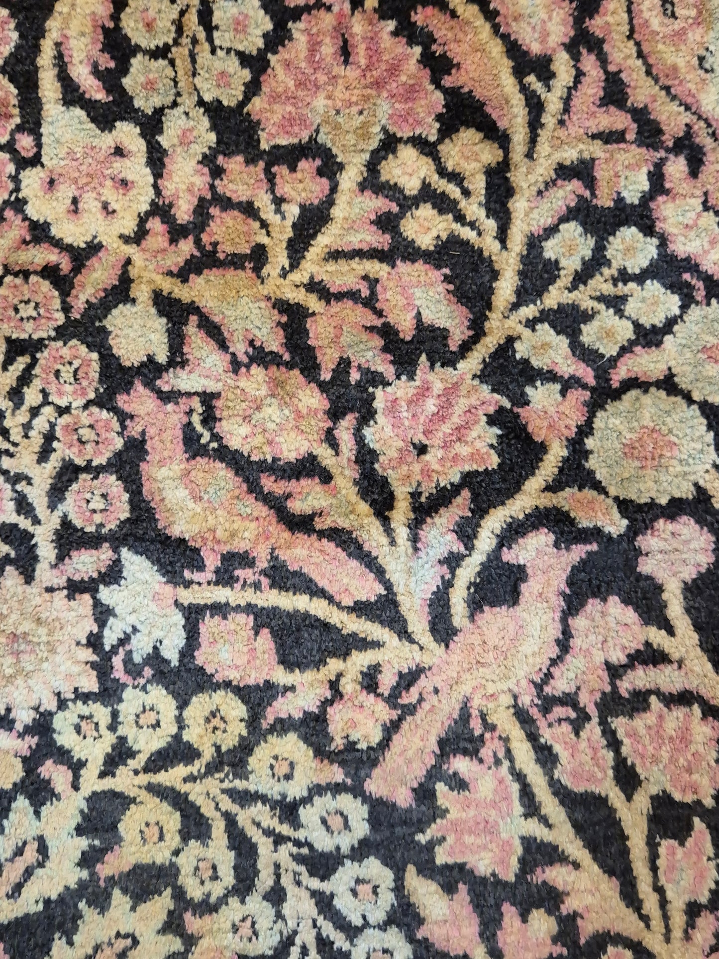 Kashmir Seidenteppich Lebensbaum florales Design feine Knüpfung