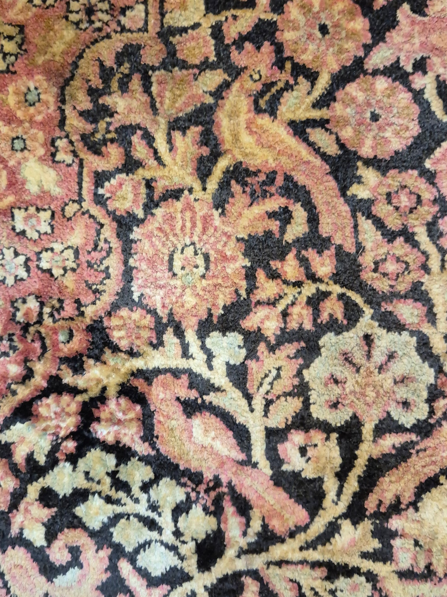 Kashmir Seidenteppich Lebensbaum florales Design feine Knüpfung