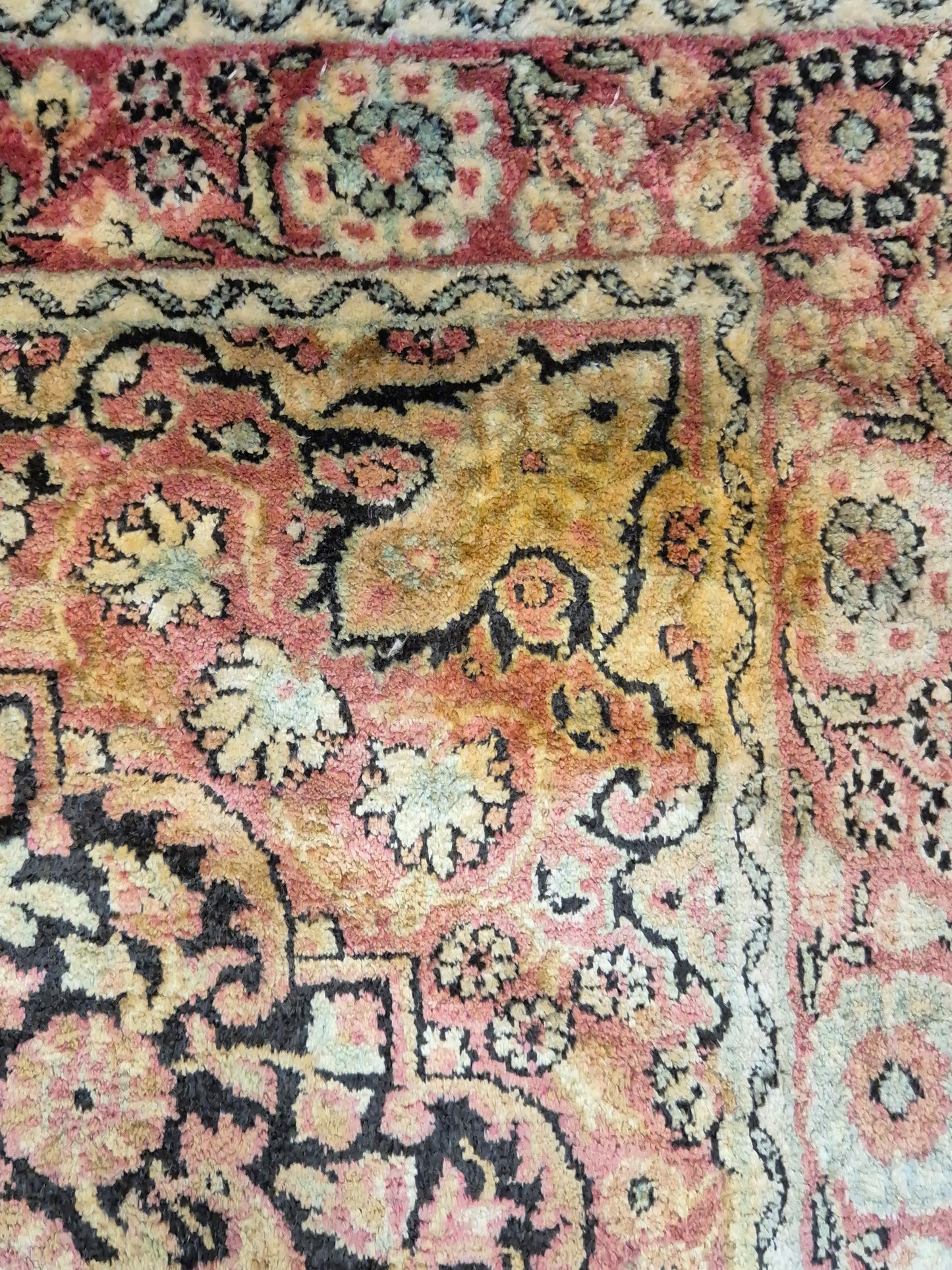 Kashmir Seidenteppich Lebensbaum florales Design feine Knüpfung