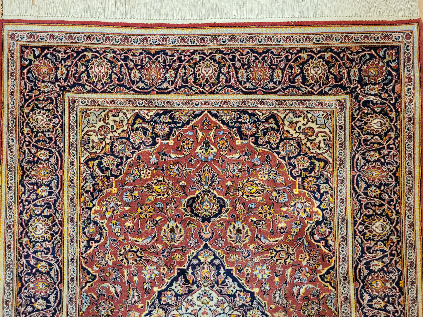 Kechan Teppich Korkwolle Medaillon Design feine Handknüpfung