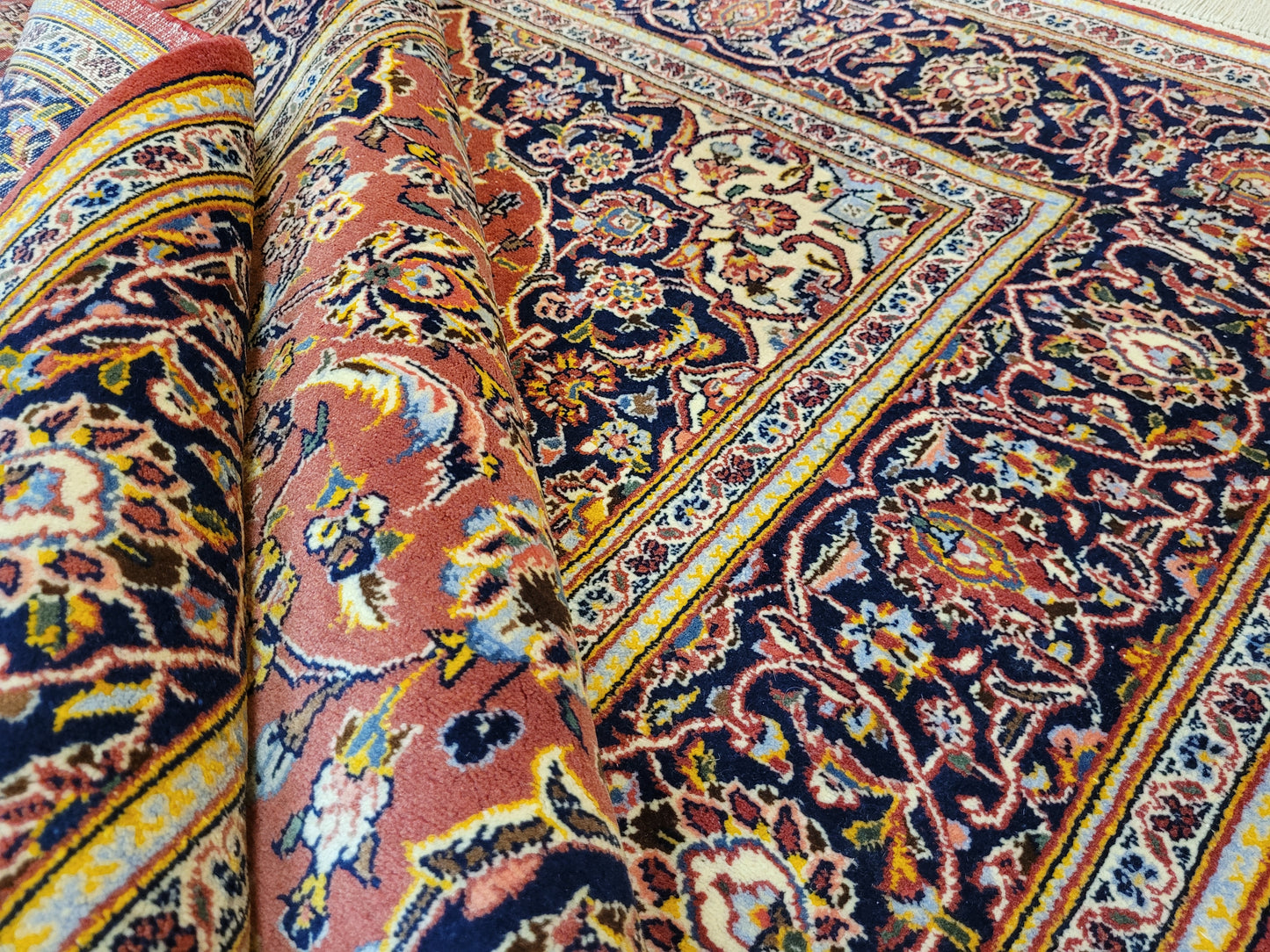 Kechan Teppich Korkwolle Medaillon Design feine Handknüpfung