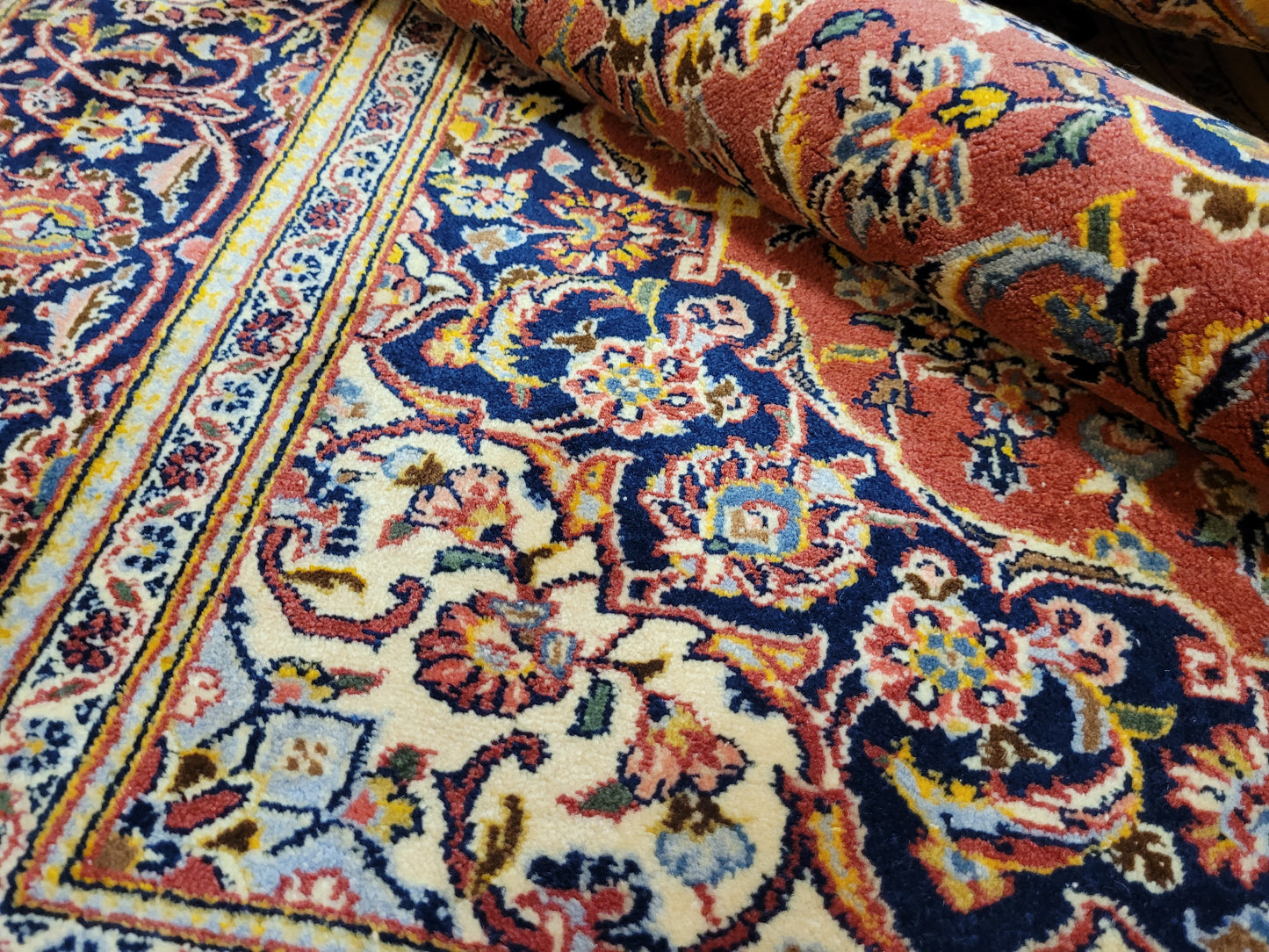 Kechan Teppich Korkwolle Medaillon Design feine Handknüpfung