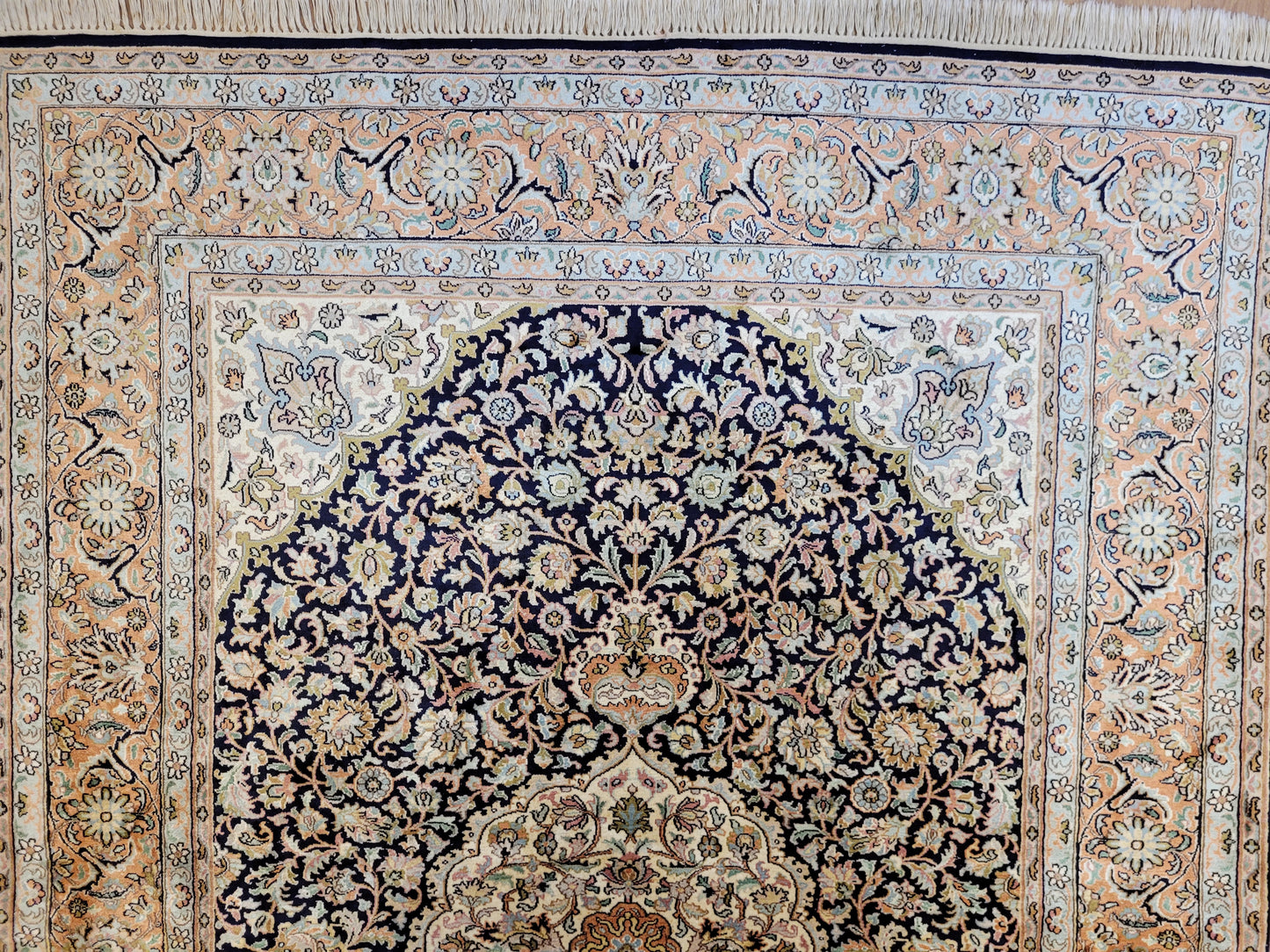 Kaschmir Teppich feine Handknüpfung Medaillon Design