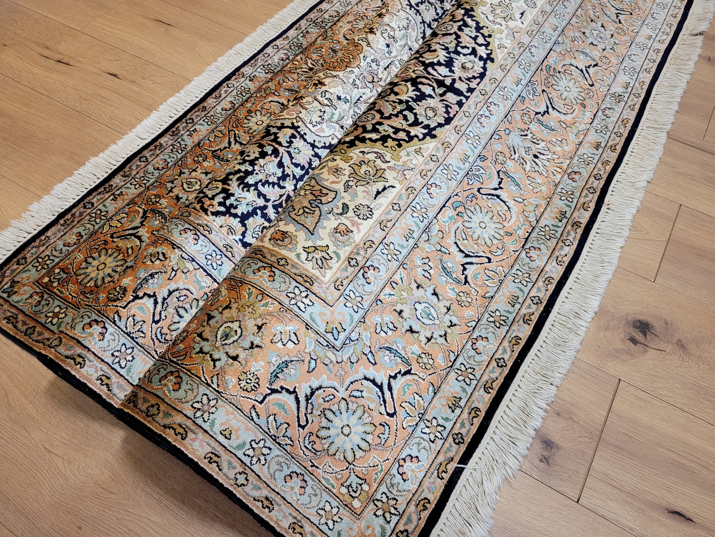 Kaschmir Teppich feine Handknüpfung Medaillon Design