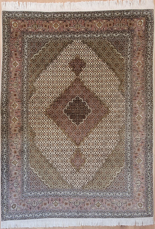 Täbriz Teppich Korkwolle Seide feine Handknüpfung Mahi Design