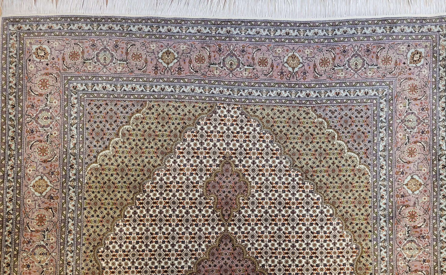 Täbriz Teppich Korkwolle Seide feine Handknüpfung Mahi Design