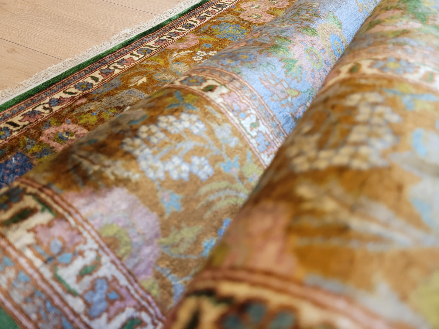 Kaschmir Teppich Naturseide feine Handknüpfung florales Design