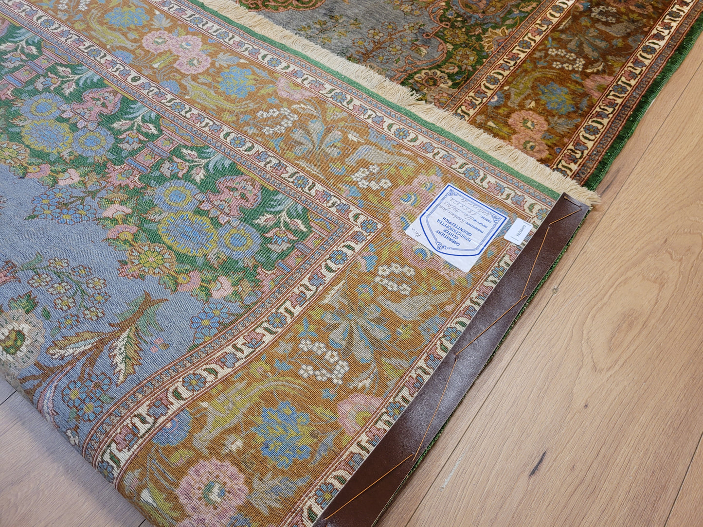 Kaschmir Teppich Naturseide feine Handknüpfung florales Design