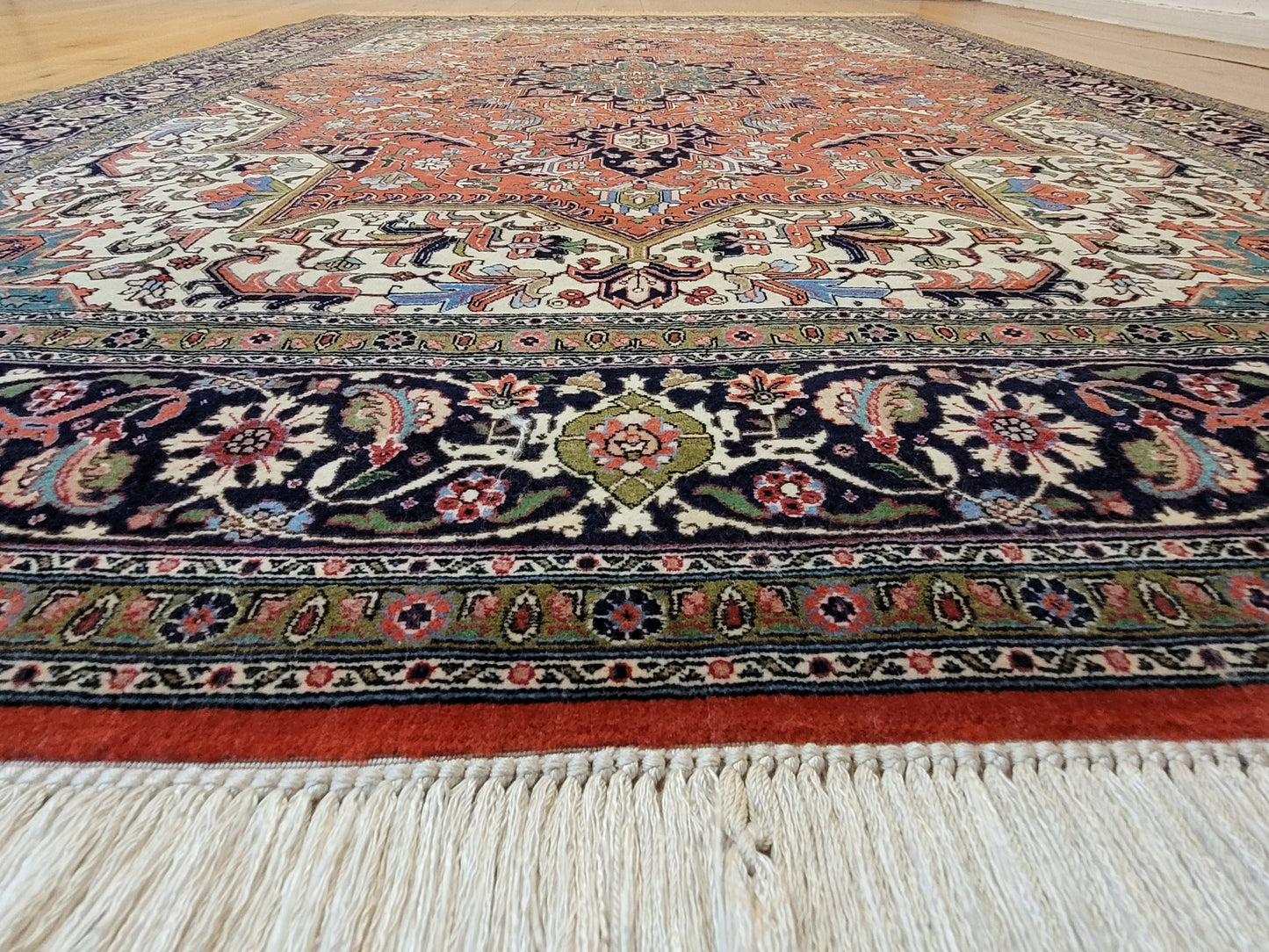 Täbriz Teppich Korkwolle auf Seide feine Handknüpfung Medaillon