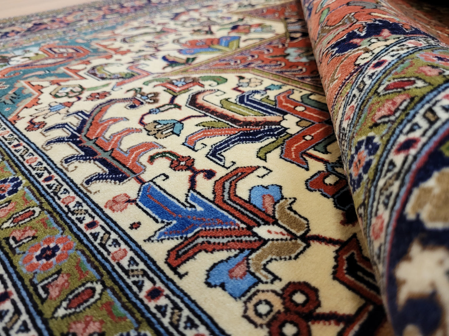 Täbriz Teppich Korkwolle auf Seide feine Handknüpfung Medaillon