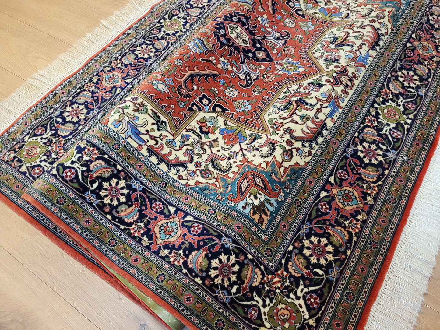 Täbriz Teppich Korkwolle auf Seide feine Handknüpfung Medaillon