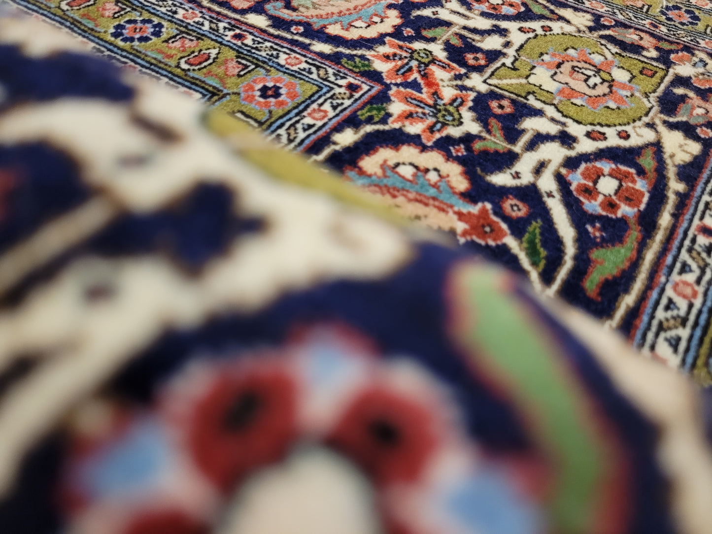 Täbriz Teppich Korkwolle auf Seide feine Handknüpfung Medaillon