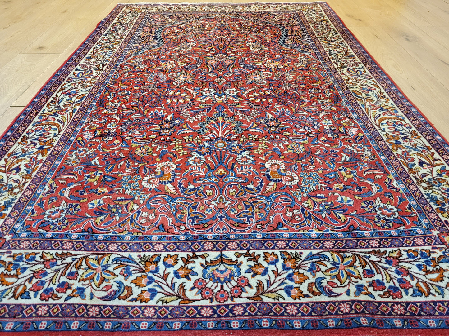 Sarough Teppich Korkwolle feine Handknüpfung florales Design