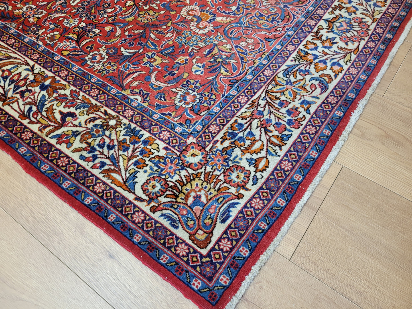 Sarough Teppich Korkwolle feine Handknüpfung florales Design