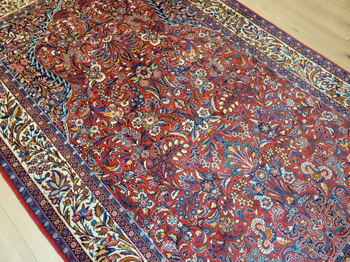 Sarough Teppich Korkwolle feine Handknüpfung florales Design