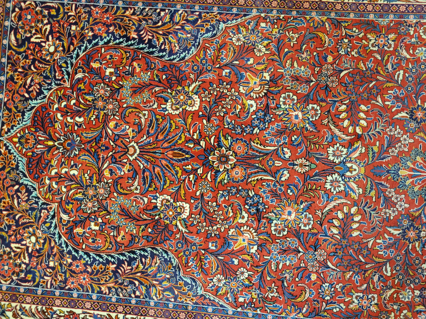 Sarough Teppich Korkwolle feine Handknüpfung florales Design