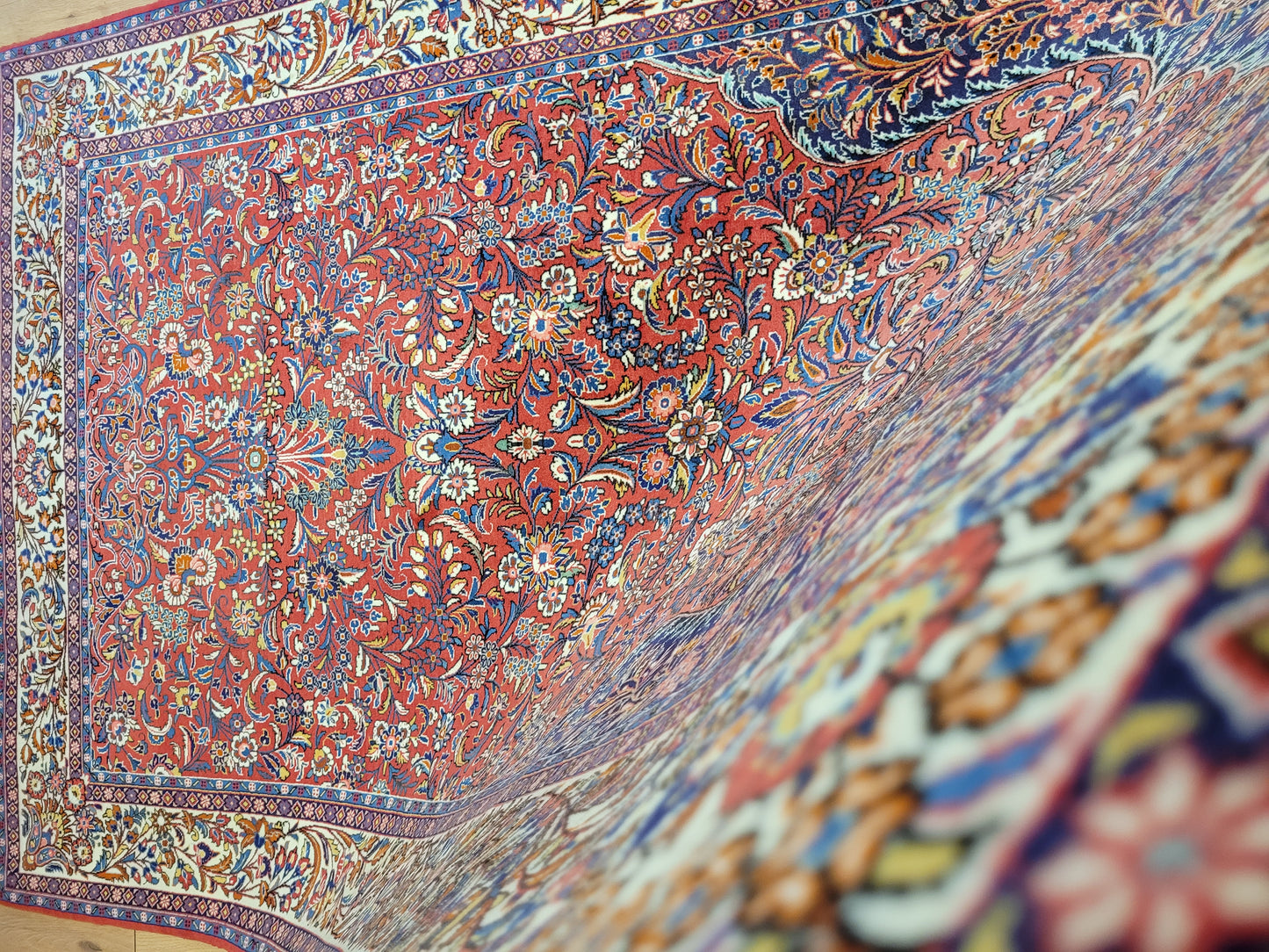 Sarough Teppich Korkwolle feine Handknüpfung florales Design