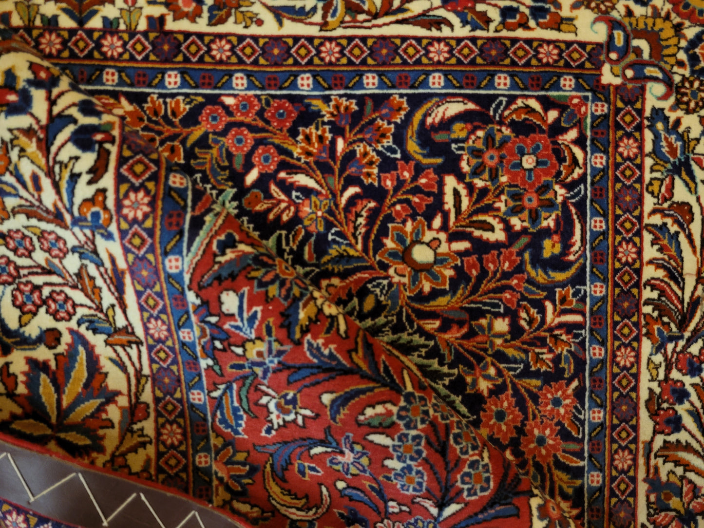 Sarough Teppich Korkwolle feine Handknüpfung florales Design