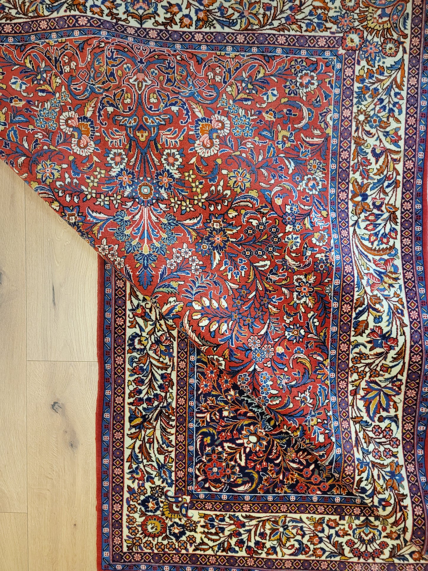 Sarough Teppich Korkwolle feine Handknüpfung florales Design