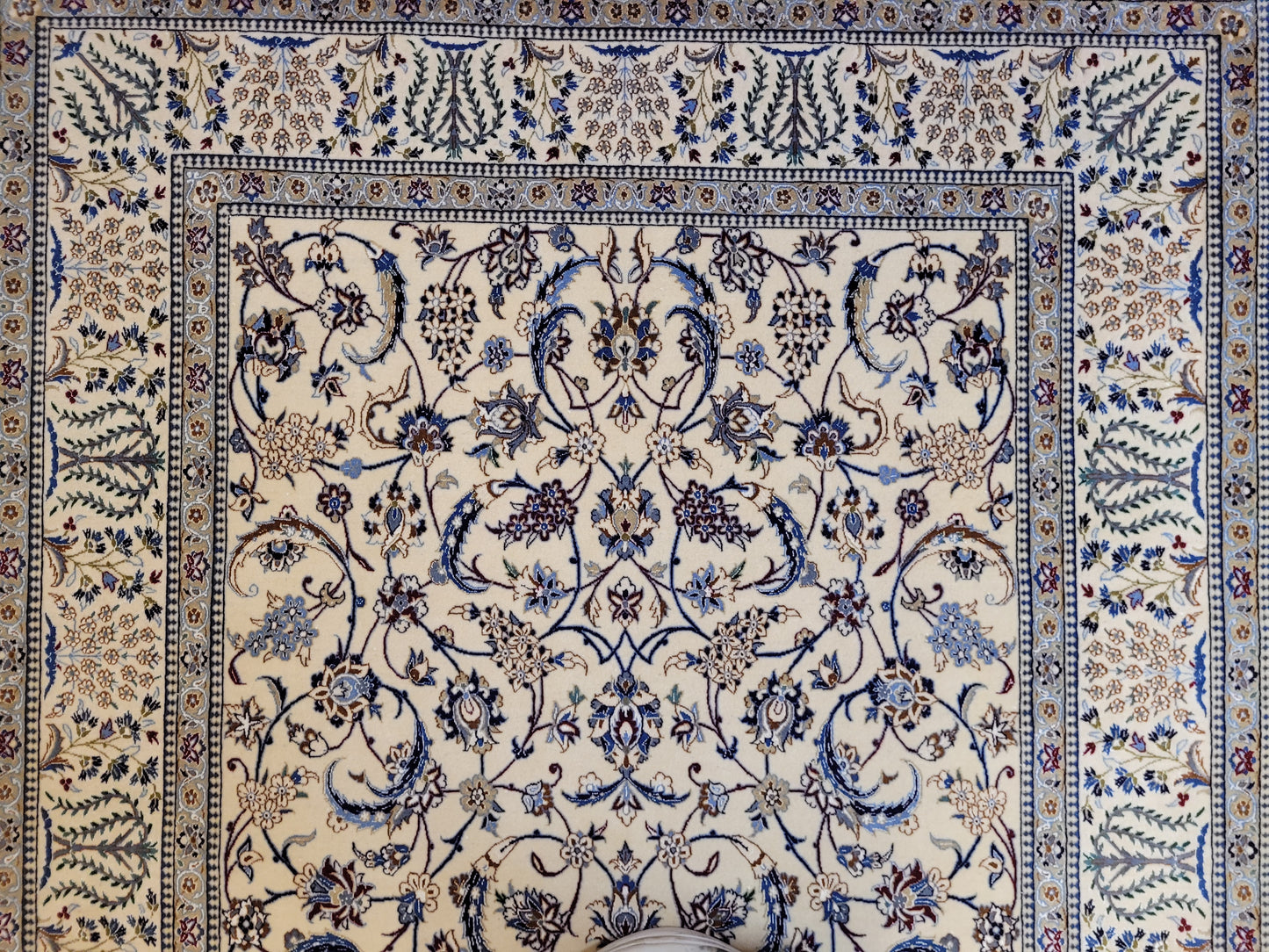 Nain Teppich Korkwolle mit Seide feine Handknüpfung cremeblau