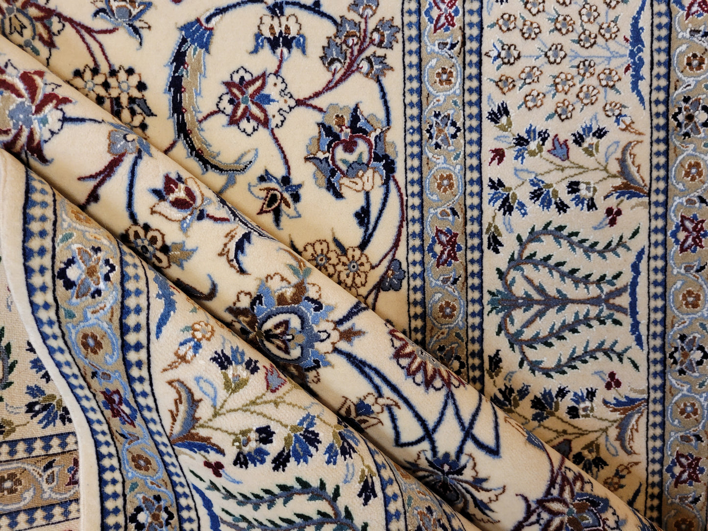 Nain Teppich Korkwolle mit Seide feine Handknüpfung cremeblau