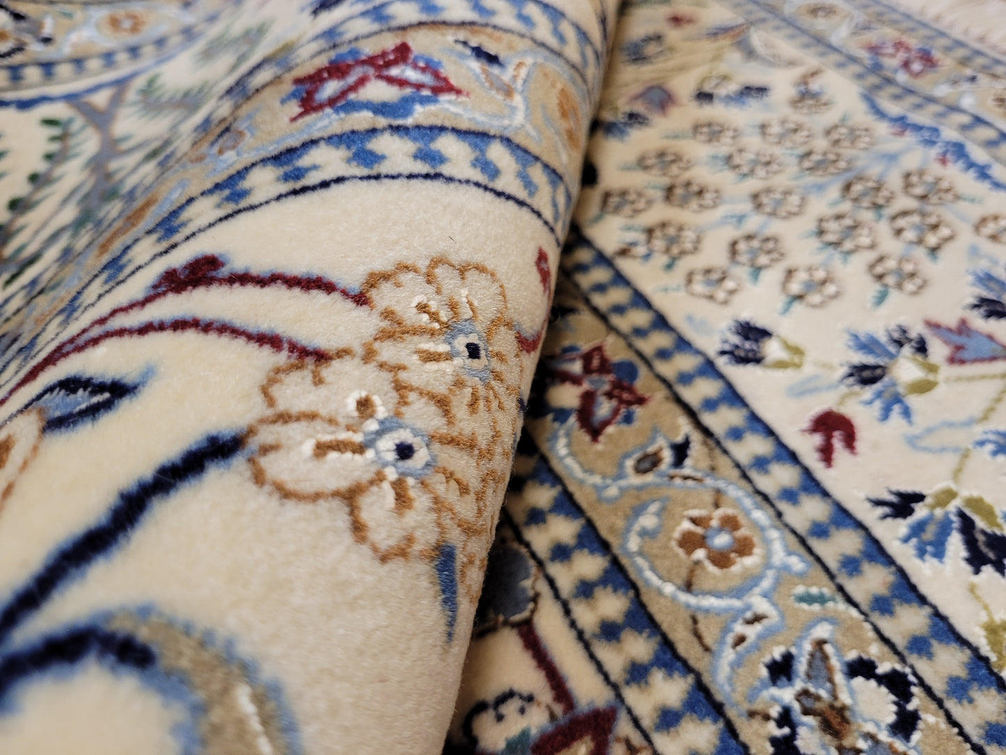 Nain Teppich Korkwolle mit Seide feine Handknüpfung cremeblau