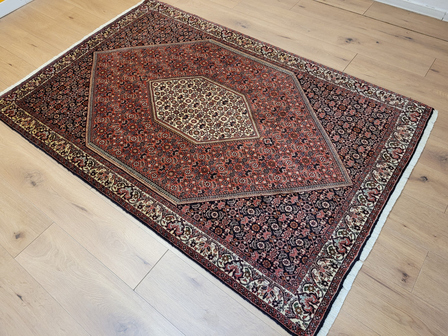 Bidjor Teppich Korkwolle feine Handknüpfung geometrisches Design