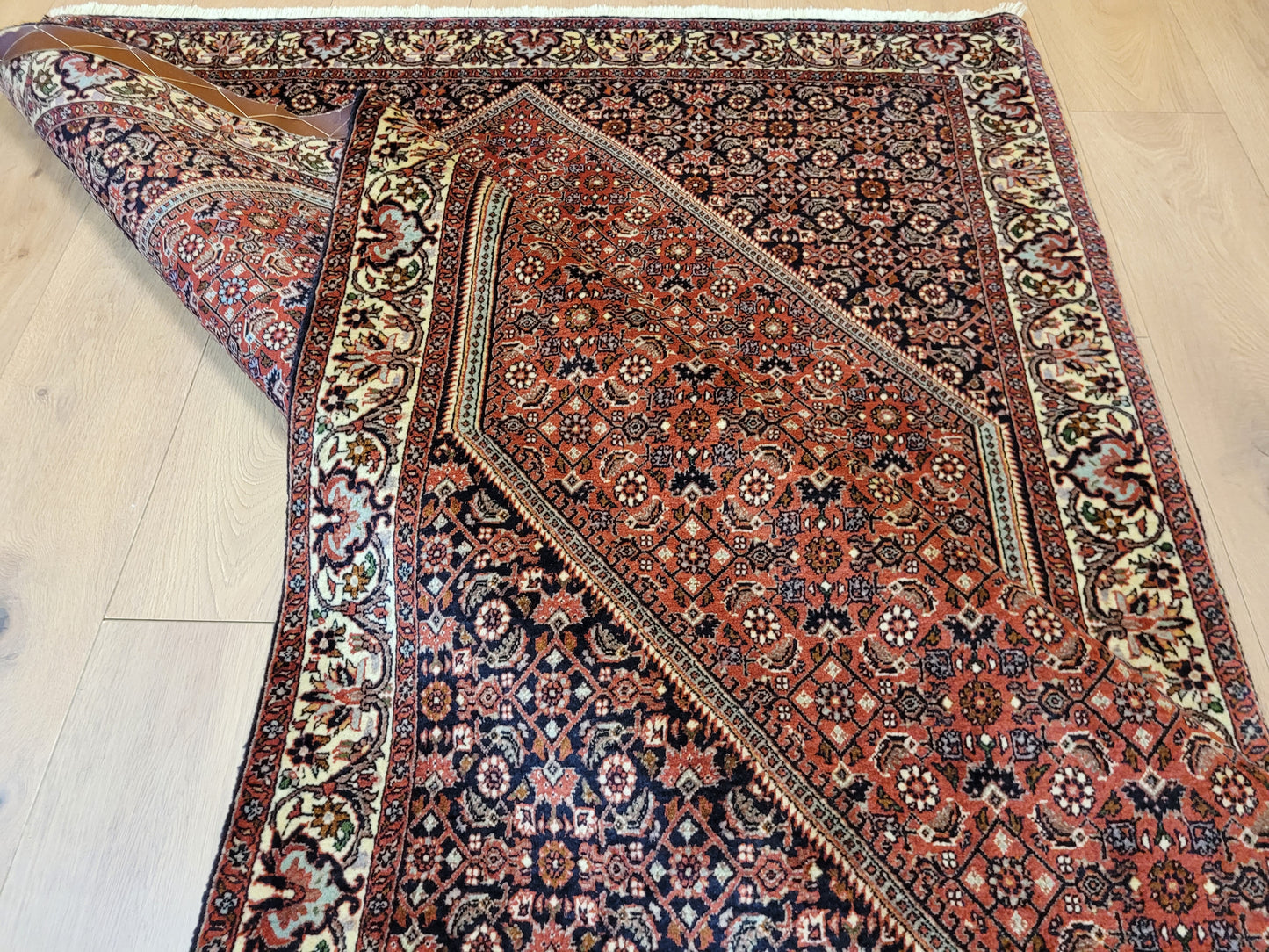 Bidjor Teppich Korkwolle feine Handknüpfung geometrisches Design