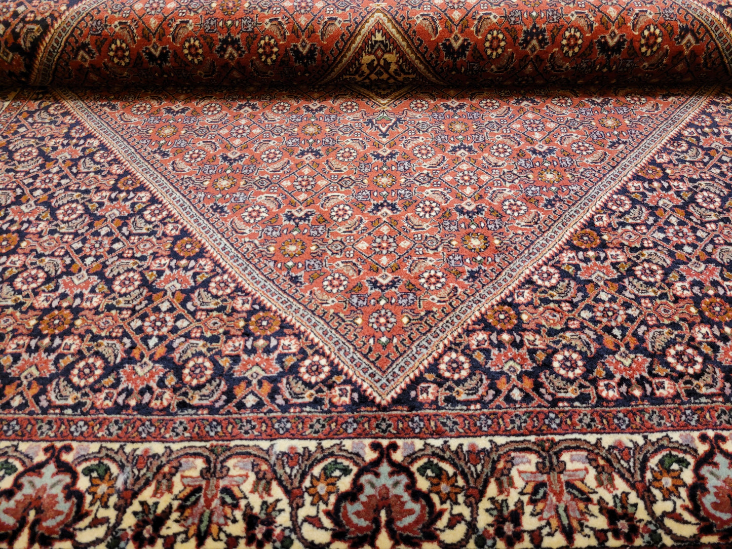 Bidjor Teppich Korkwolle feine Handknüpfung geometrisches Design