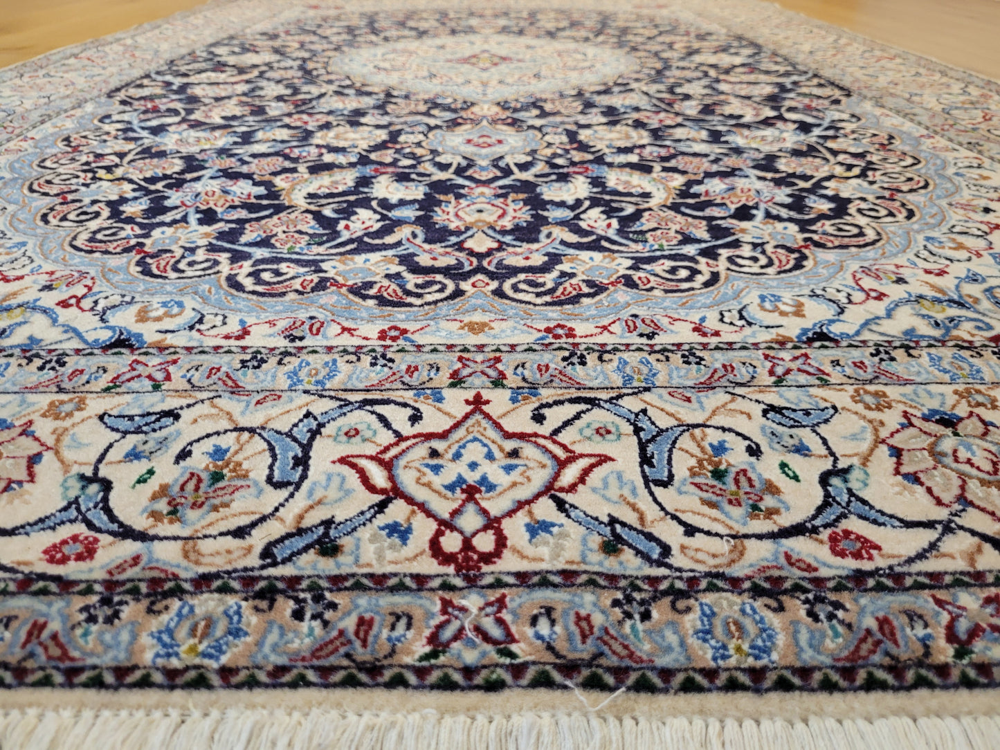 Nain Teppich Korkwolle mit Seide feine Handknüpfung