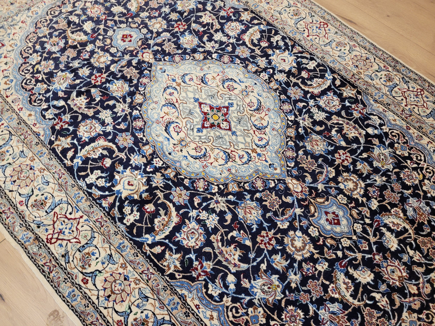 Nain Teppich Korkwolle mit Seide feine Handknüpfung