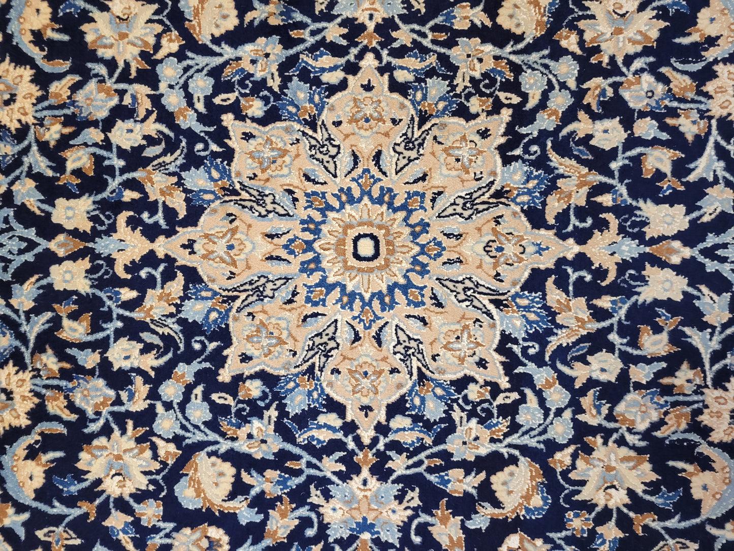 Nain Teppich Korkwolle mit Seide feine Handarbeit