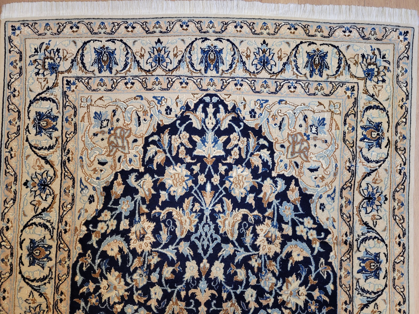 Nain Teppich Korkwolle mit Seide feine Handarbeit