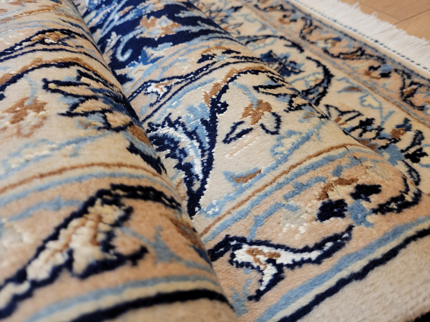 Nain Teppich Korkwolle mit Seide feine Handarbeit