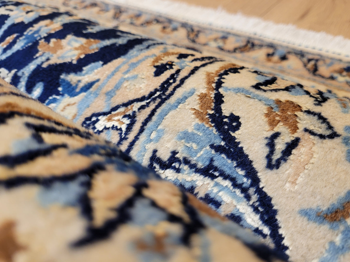 Nain Teppich Korkwolle mit Seide feine Handarbeit