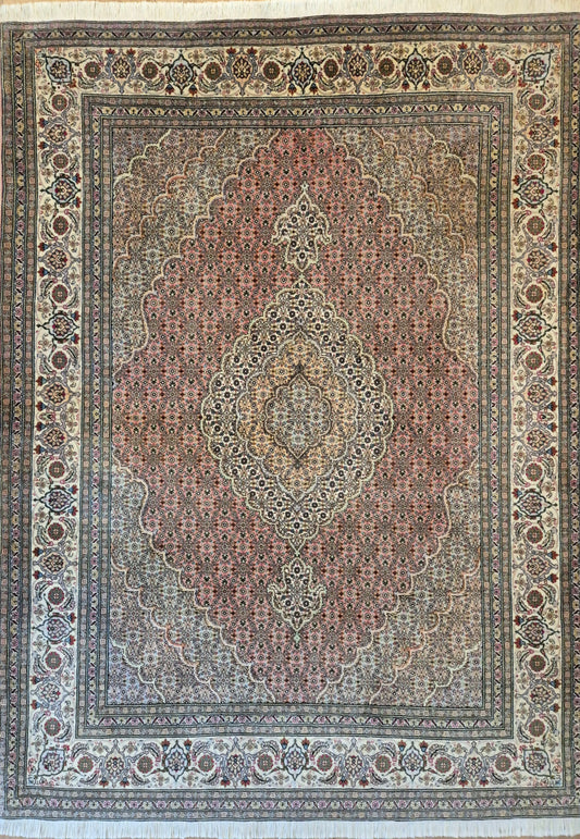 Täbriz Teppich Korkwolle mit Seide feine Knüpfung florales Medaillon