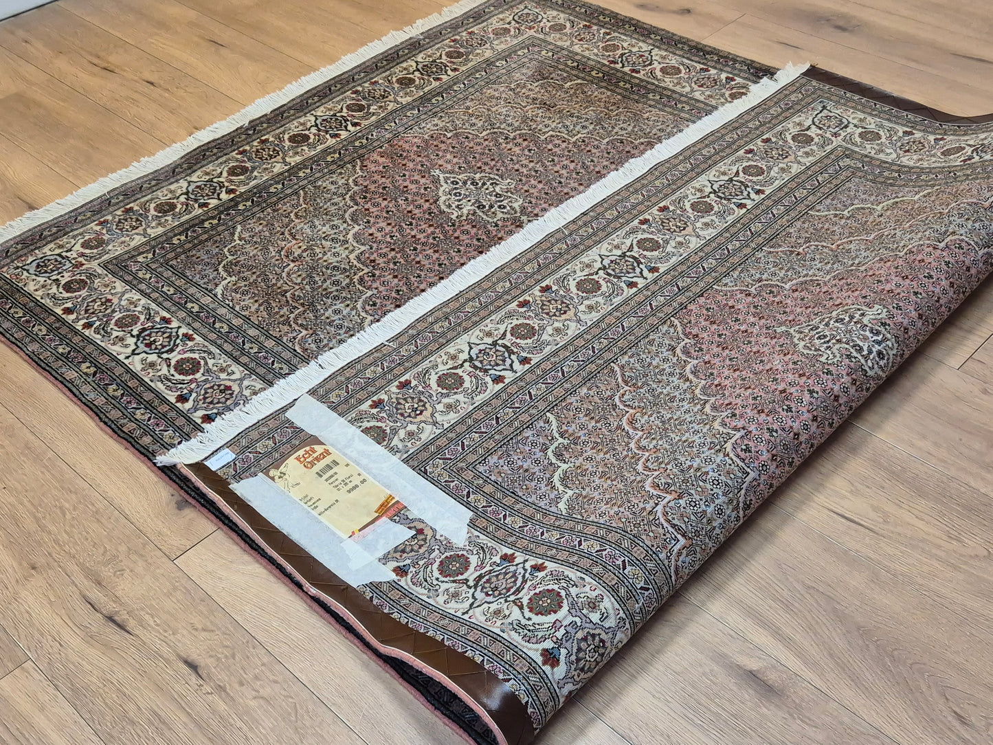 Täbriz Teppich Korkwolle mit Seide feine Knüpfung florales Medaillon