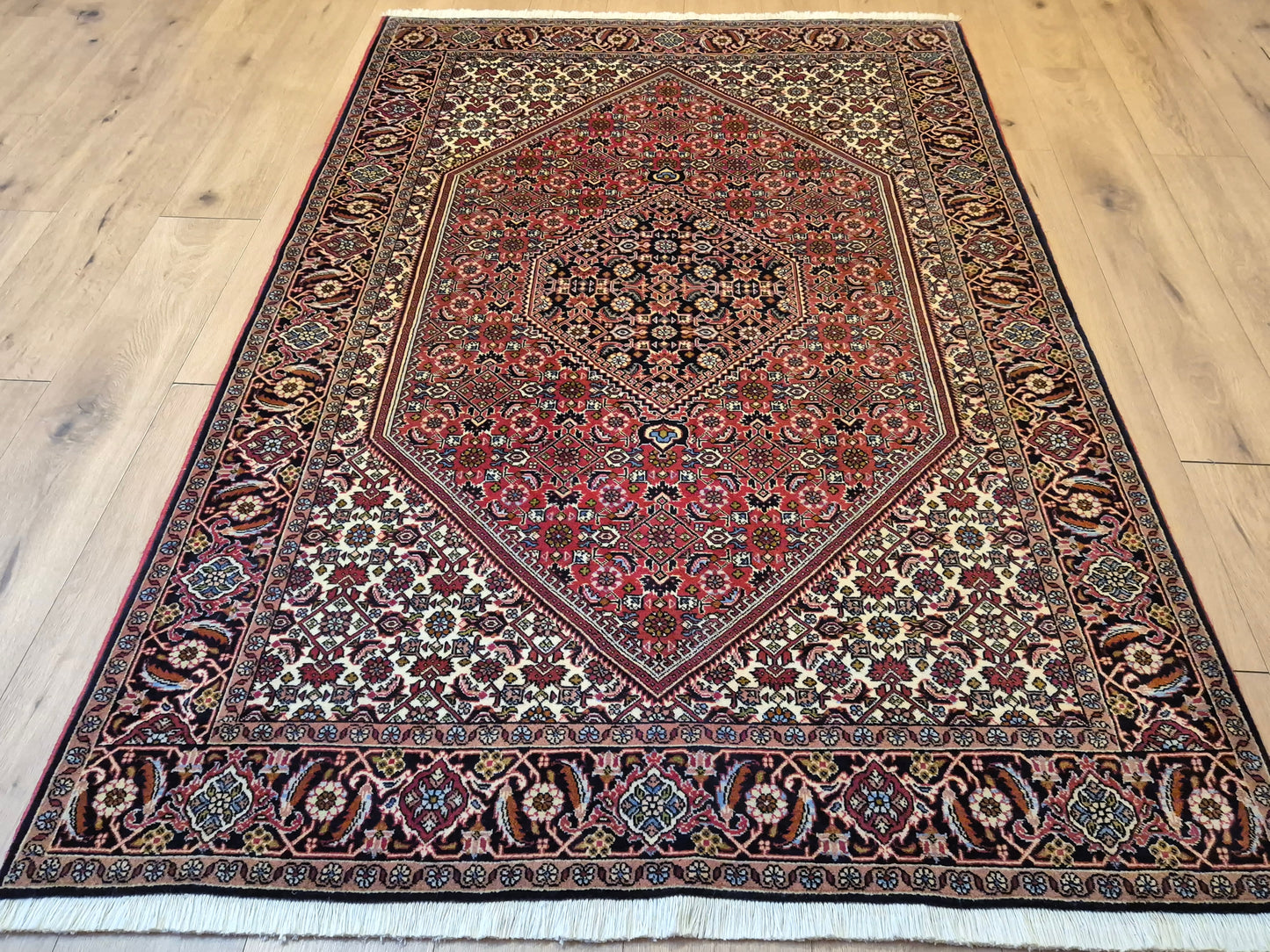 Bidjar Teppich Korkwolle Medaillon florales Design feine Knüpfung