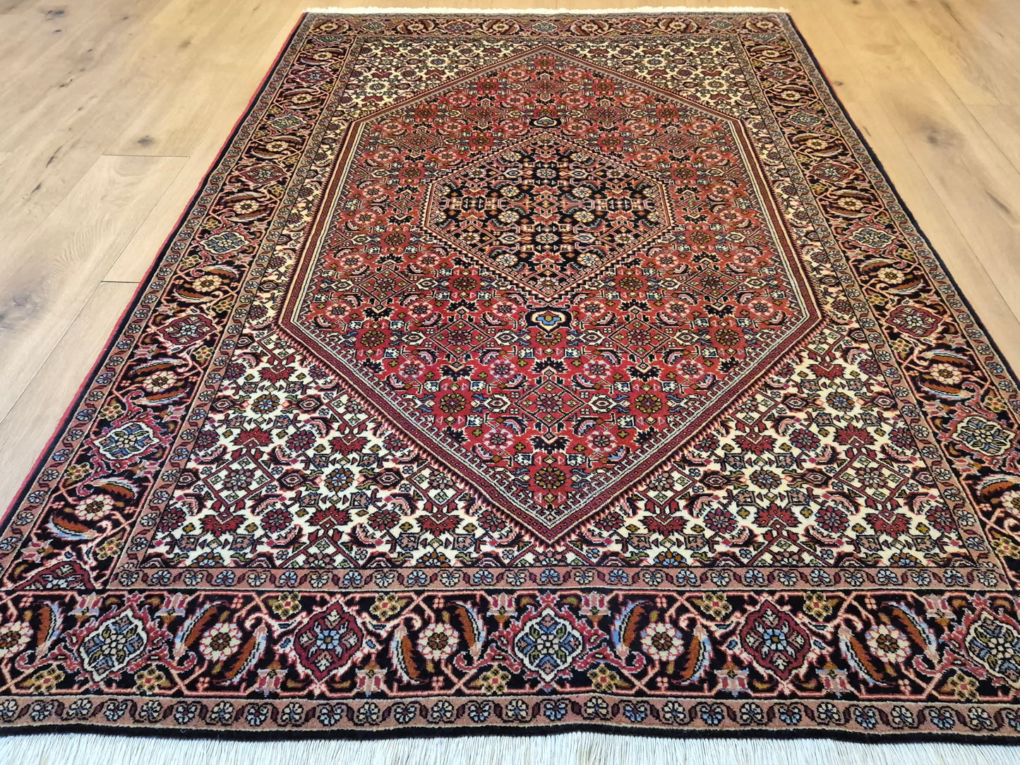 Bidjar Teppich Korkwolle Medaillon florales Design feine Knüpfung