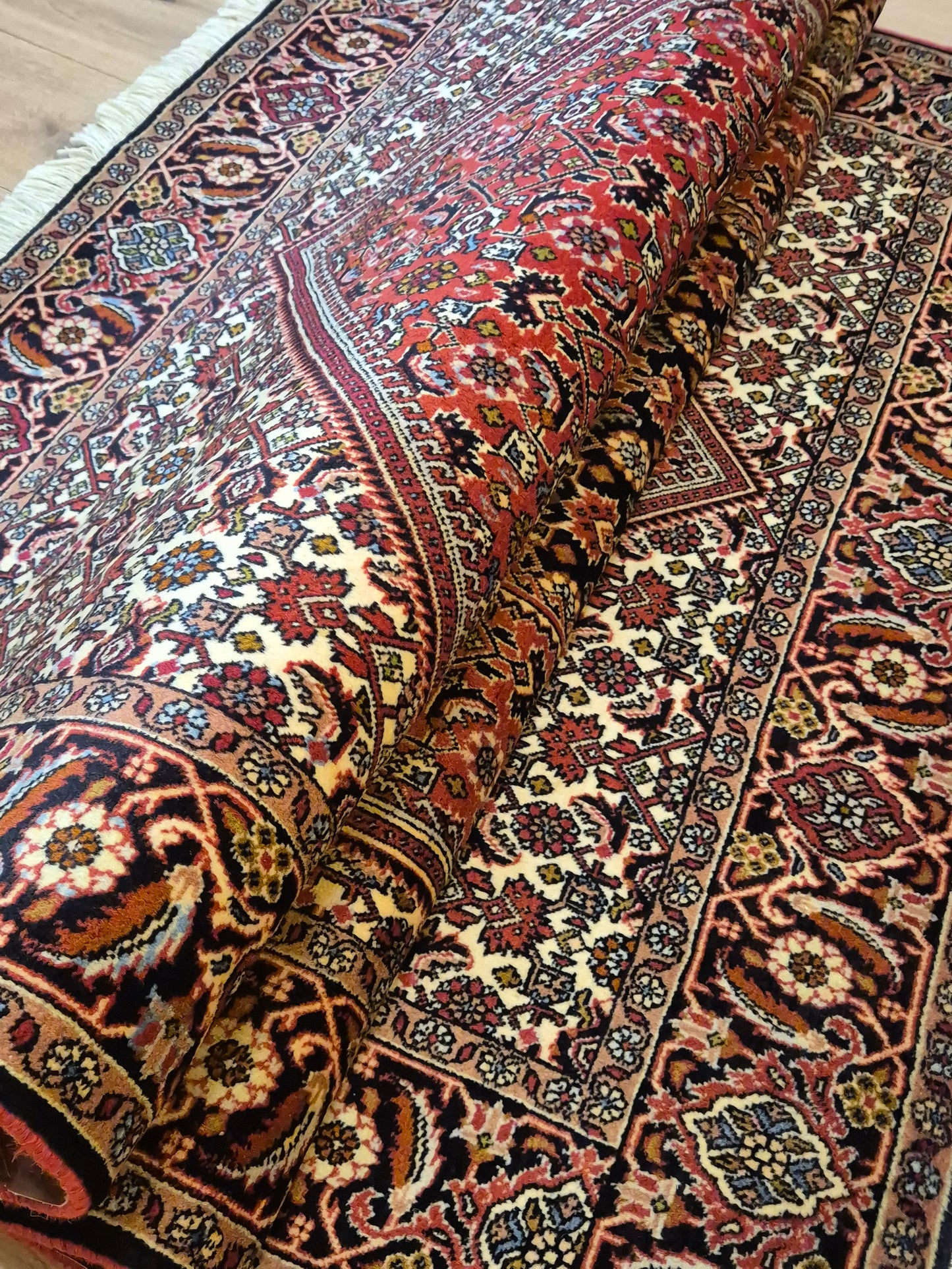 Bidjar Teppich Korkwolle Medaillon florales Design feine Knüpfung